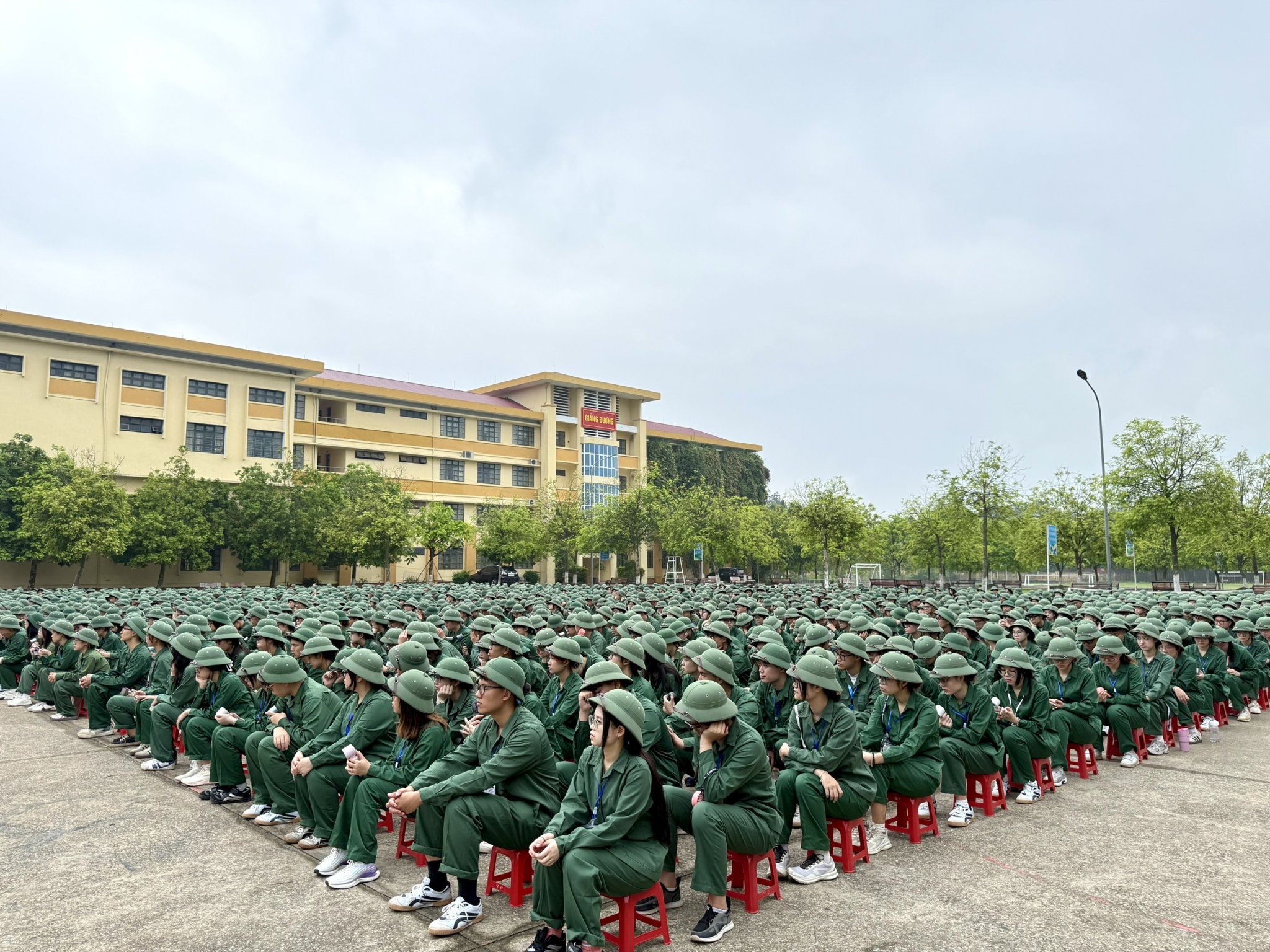 LỄ KHAI GIẢNG GDQP&AN KHÓA 270