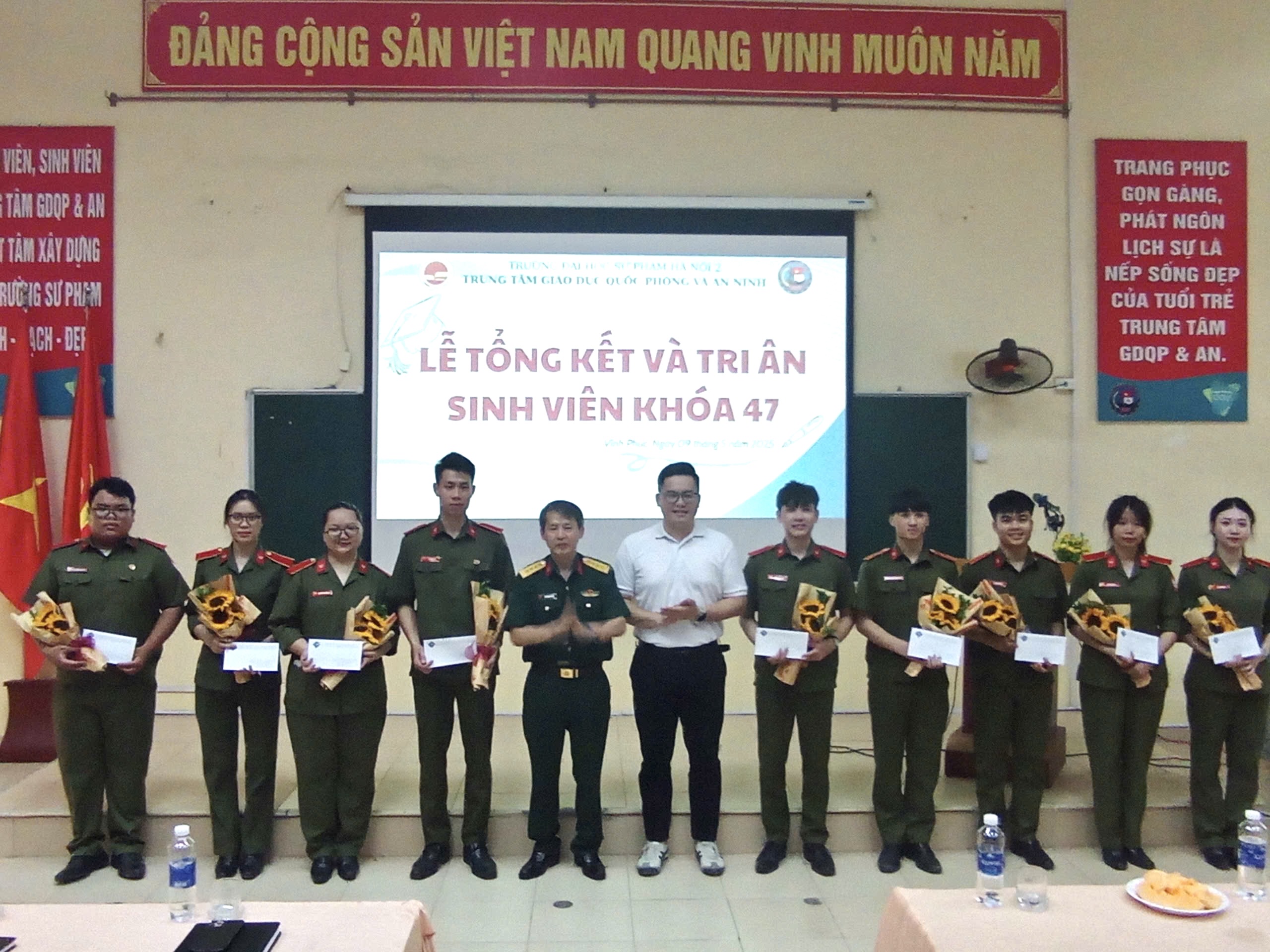 LỄ TỔNG KẾT VÀ TRI ÂN SINH VIÊN KHÓA 47 NGÀNH GDQP&AN